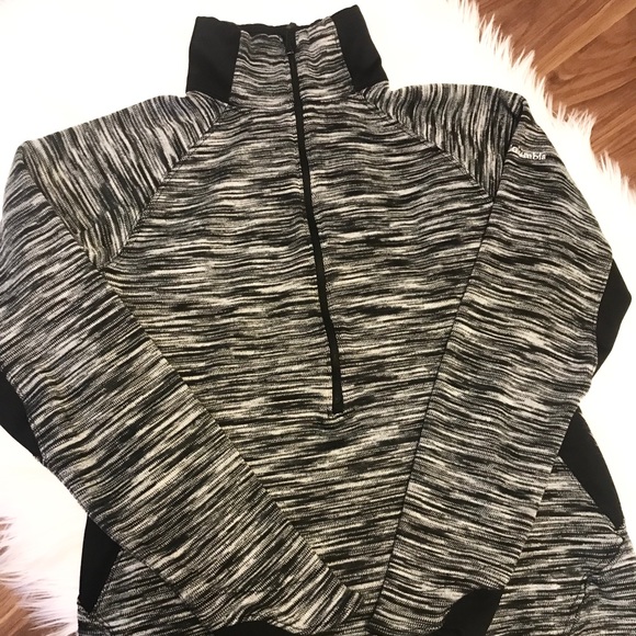 Columbia Jackets & Blazers - Women’s Columbia Gray/Black Pullover Jacket